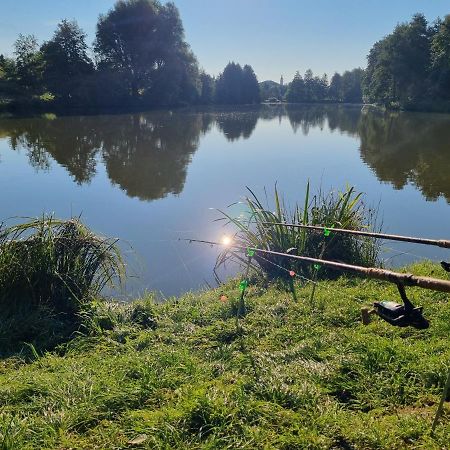 Bungalovy U Rybnika Olbramkostel Exteriér fotografie